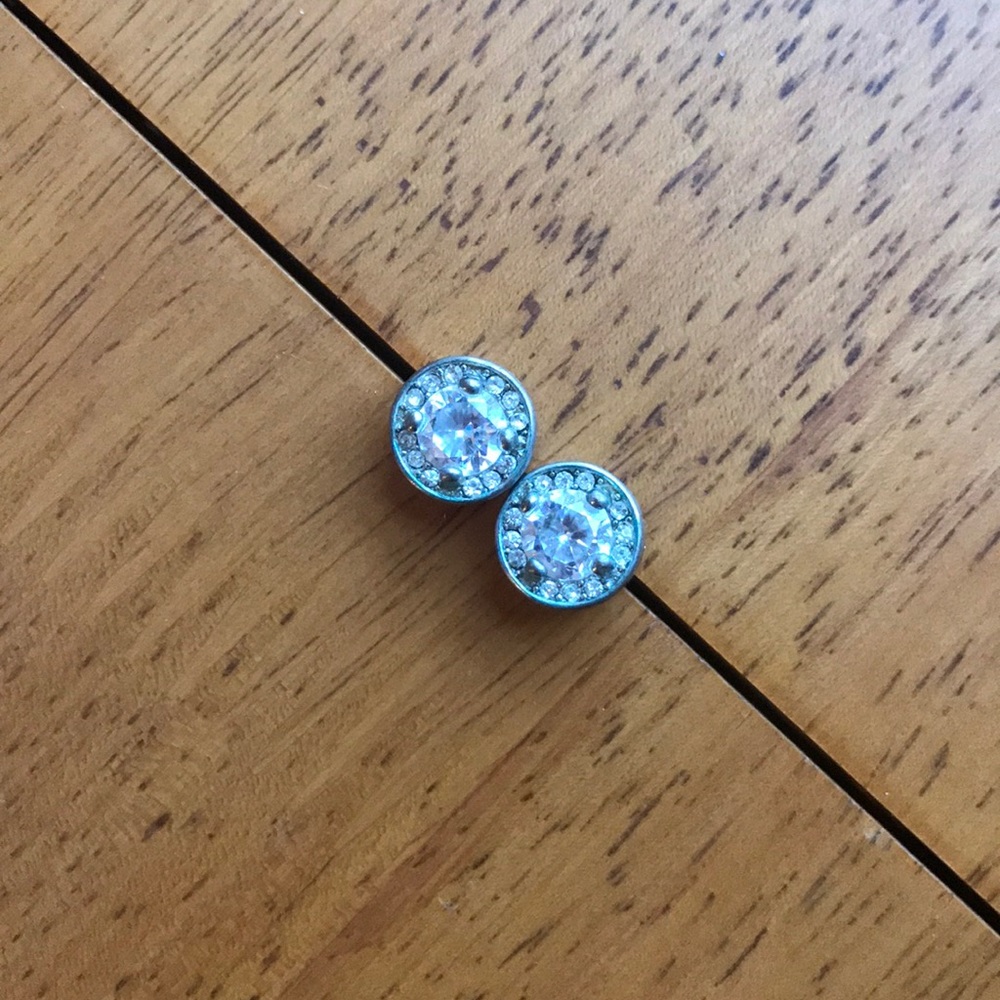 Rhinestone studs